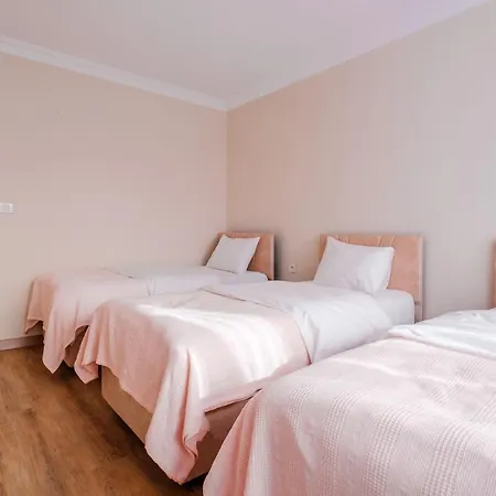 Sleek Flat With Balcony In Bursa